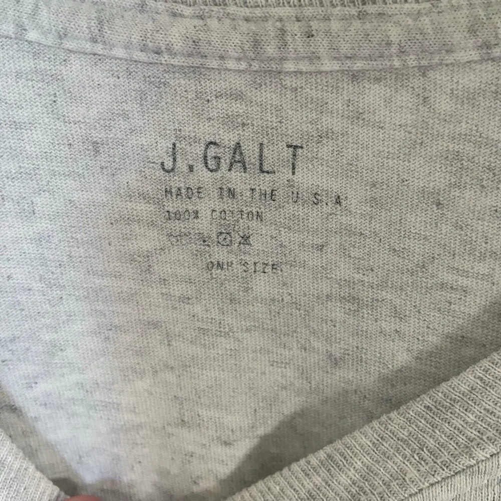 Brandy Melville John Galt Graphic California Long Sleeve Oversized Tee - Picture 3 of 4